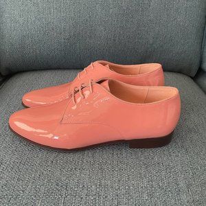 J. CREW PATENT LEATHER OXFORDS WITH GROSGRAIN BRAND NEW SIZE 8, SALMON COLOR